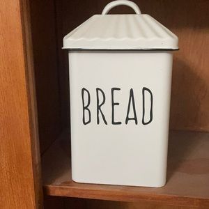 FARMHOUSE BREAD CONTAINER